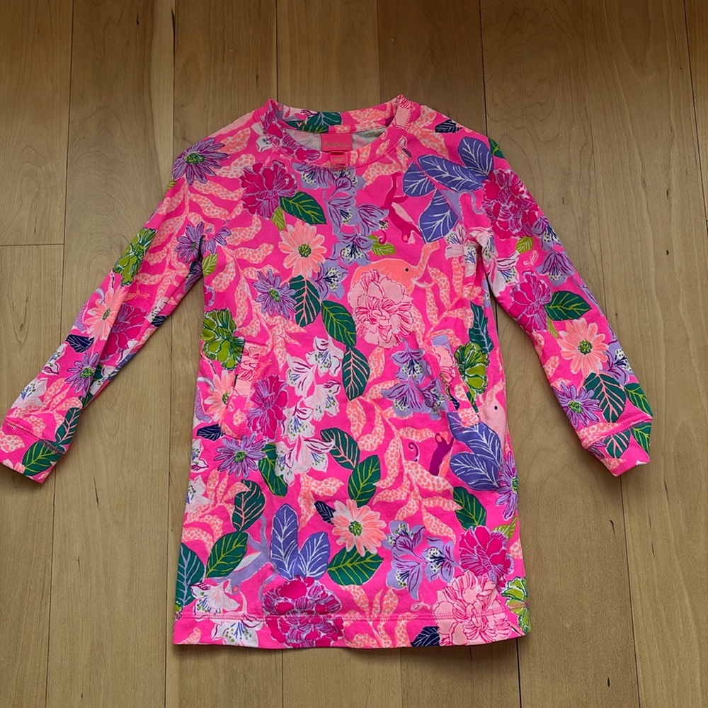 Lilly Pulitzer Girl’s long sleeve dress. Size medium (6/7). Worn once.